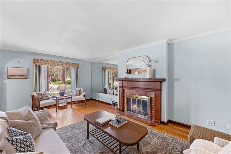 7436 Harrison St, Kansas City, MO 64131