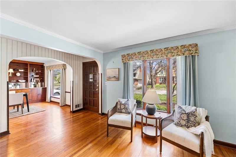 7436 Harrison St, Kansas City, MO 64131