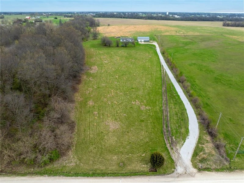 24237 Husk Rd, Brookfield, MO 64628