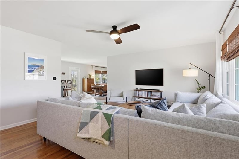 4853 Gladstone Ave, Kansas City, MO 64119