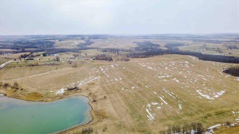 22305 P Hw, Weston, MO 64098