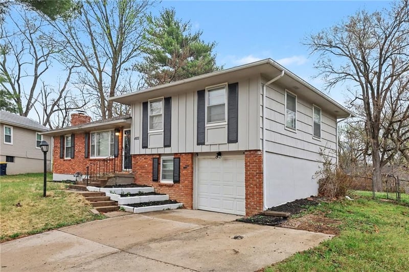 4937 Overton Ave, Kansas City, MO 64133