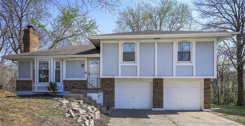 201 Shrank Ave, Independence, MO 64056