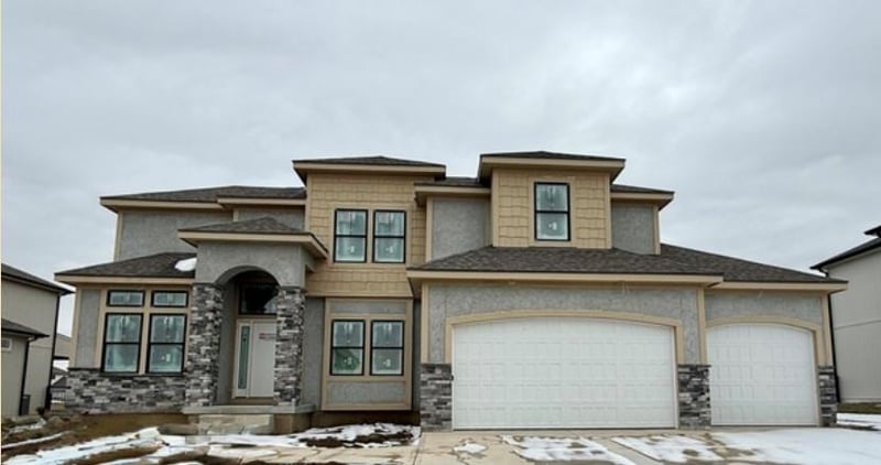 3133 Summit View Trl, Lee's Summit, MO 64082