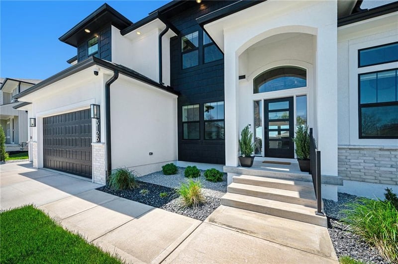 3133 Summit View Trl, Lee's Summit, MO 64082