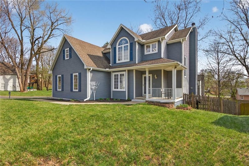 10001 87th St, Kansas City, MO 64153