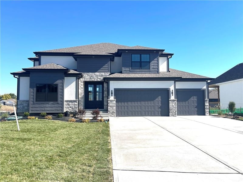 3137 Summit View Trl, Lee's Summit, MO 64082