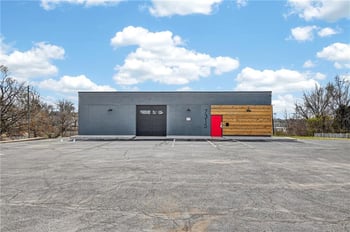 7315 Sni A Bar Rd, Kansas City, MO 64129