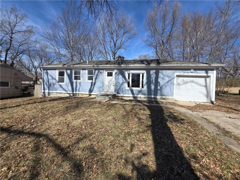 6902 E 98th Ter, Kansas City, MO 64134