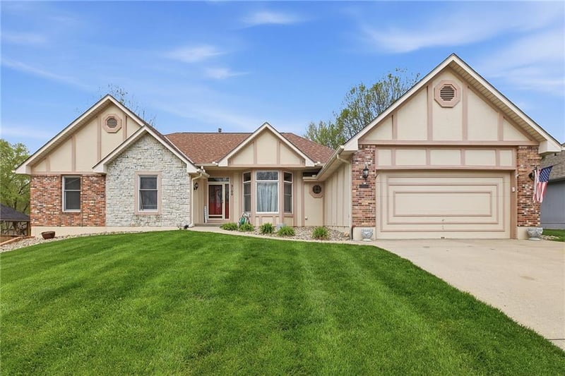 3100 68 Ter, Gladstone, MO 64119