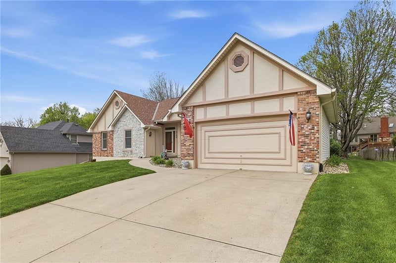 3100 68 Ter, Gladstone, MO 64119