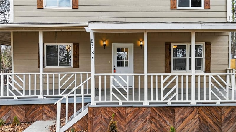 8324 Pershing Rd, Raytown, MO 64138