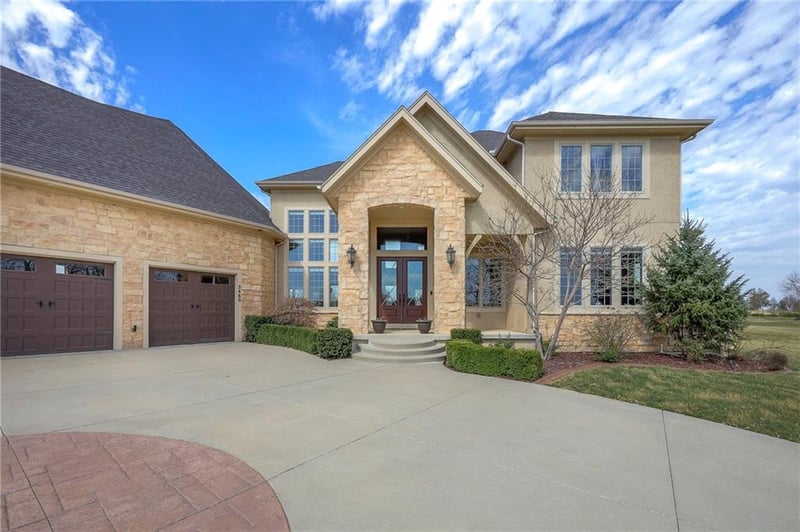 5460 W 208th St, Bucyrus, KS 66013