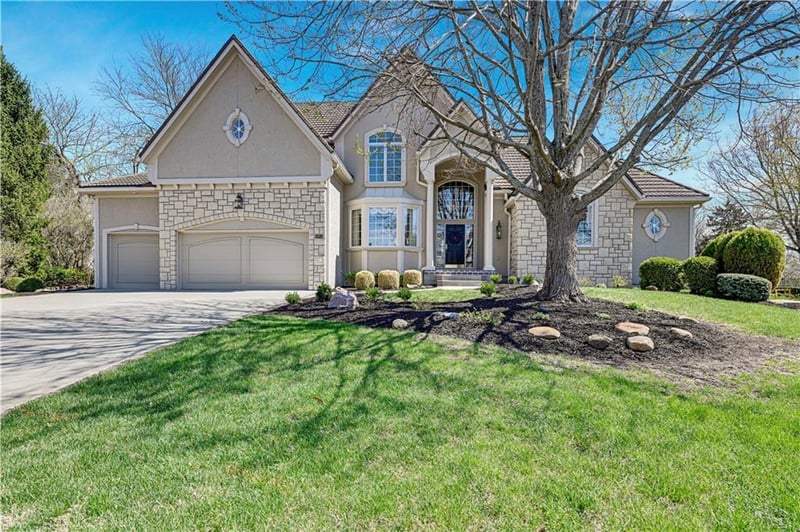 10853 Cedar Niles Cir, Olathe, KS 66061