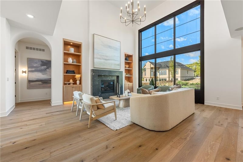 9606 175th Ter, Overland Park, KS 66221