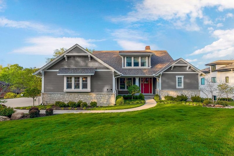 8637 Overhill Rd, Leawood, KS 66206