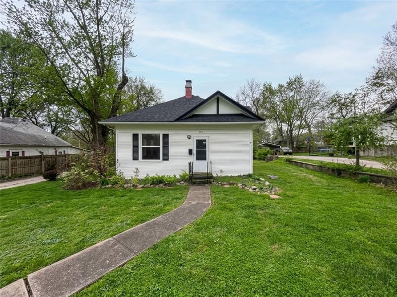 605 Lexington St, Richmond, MO 64085