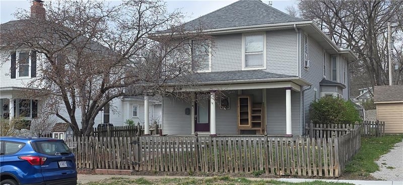 306 Franklin St, Liberty, MO 64068