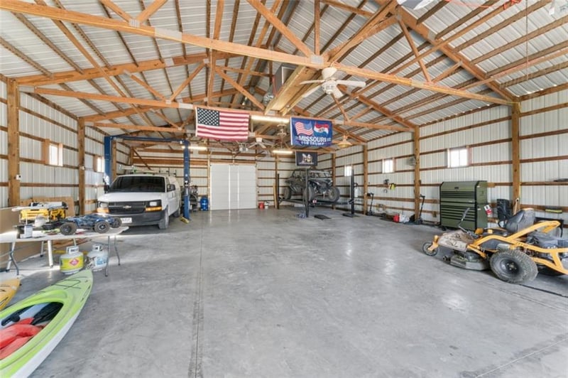 1113 SW 500th Rd, Holden, MO 64040