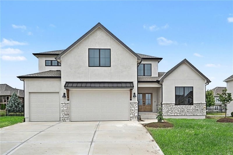 3014 102nd St, Kansas City, MO 64155