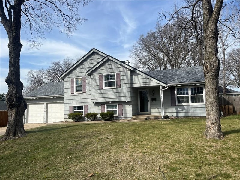 1602 65th Ter, Kansas City, MO 64118