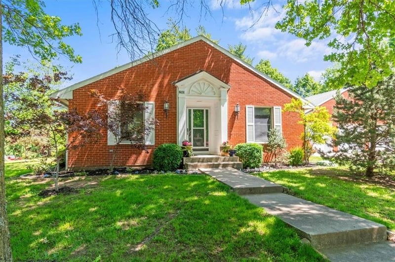 601 Darrow St, Warrensburg, MO 64093