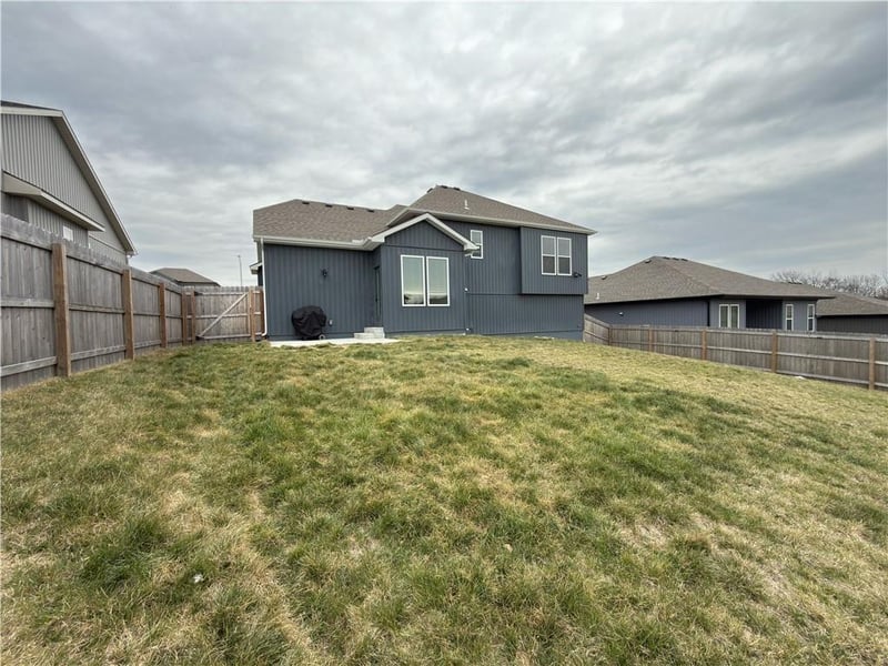 4003 95th Ter, Kansas City, MO 65154