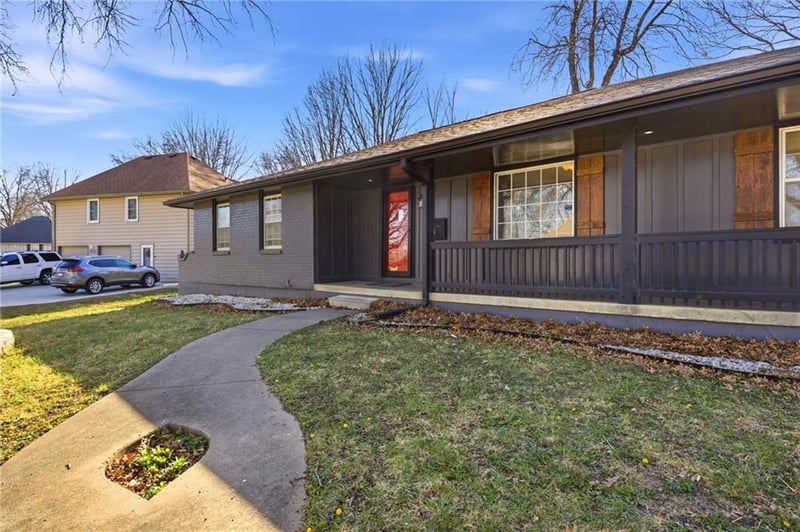 12718 Crystal Ave, Grandview, MO 64030