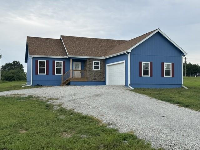 1881 Lake Viking Ter, Gallatin, MO 64640