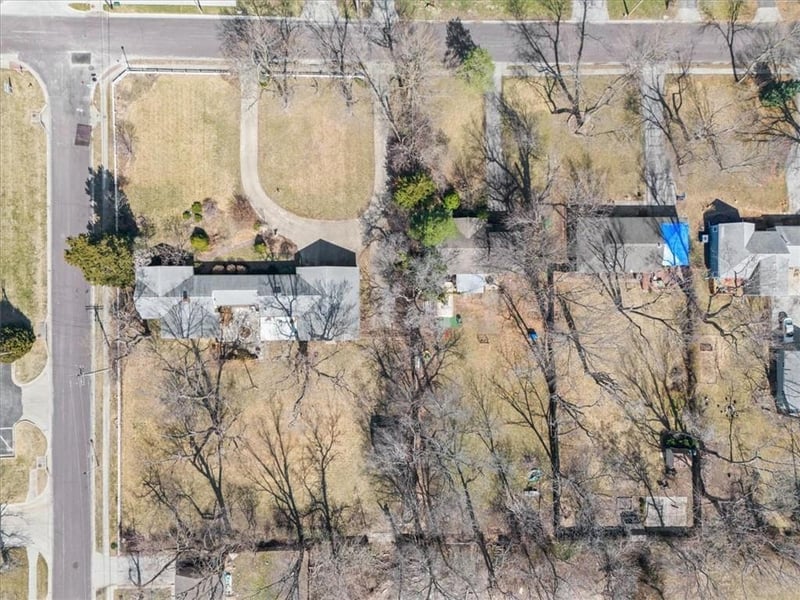 6901 82nd St, Overland Park, KS 66204