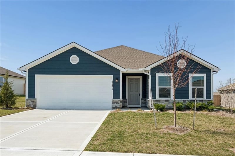 7917 5th Ter, Blue Springs, MO 64014