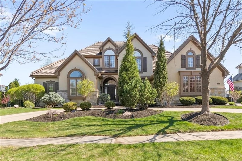 14001 Dearborn St, Overland Park, KS 66223