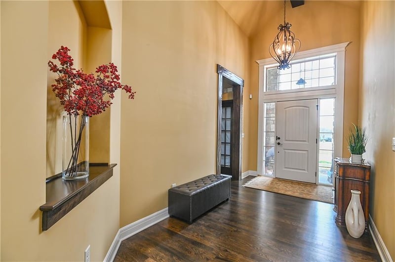 15721 Ballentine St, Overland Park, KS 66221