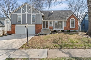 12725 116th St, Overland Park, KS 66210