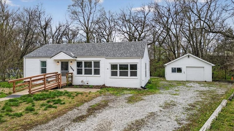 7256 Hasbrook Ave, Kansas City, KS 66111