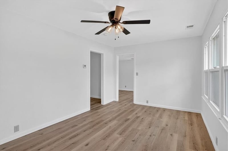 7256 Hasbrook Ave, Kansas City, KS 66111