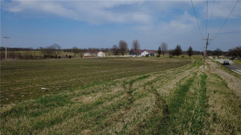 Z Hw, Edgerton, MO 64444