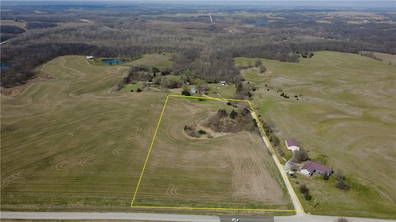 Z Hw, Edgerton, MO 64444