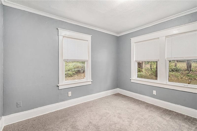 3044 60th St, Kansas City, MO 64130