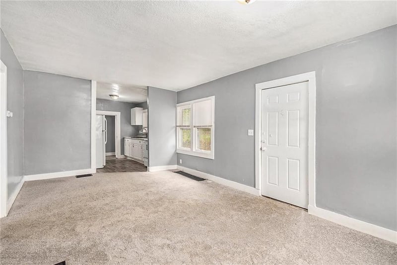 3044 60th St, Kansas City, MO 64130