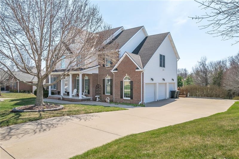 4810 Aegean Ter, St Joseph, MO 64506