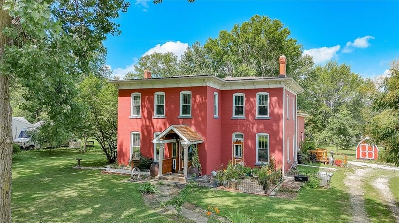 1400 Market St, Holden, MO 64040
