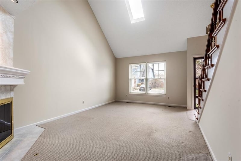 10128 86th Ter, Overland Park, KS 66212