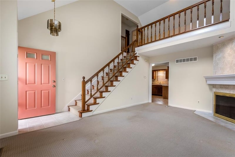 10128 86th Ter, Overland Park, KS 66212