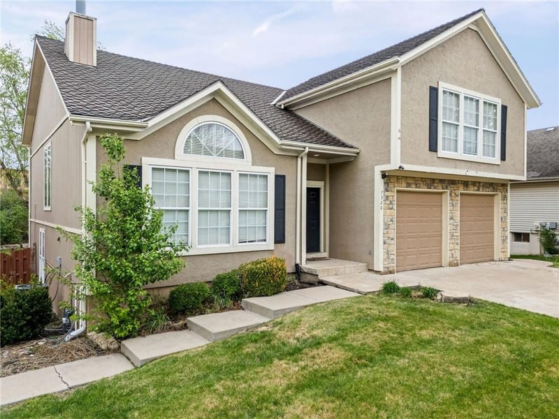 7320 NW 85th Ter, Kansas City, MO 64153