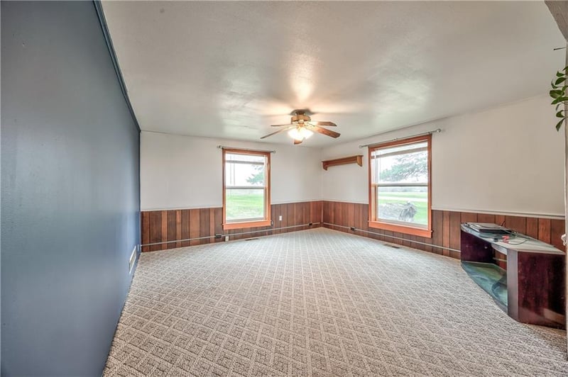 35705 Renner Rd, Paola, KS 66071