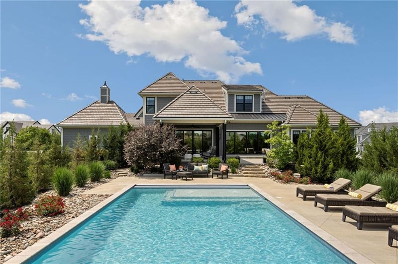 16913 Bond St, Overland Park, KS 66221