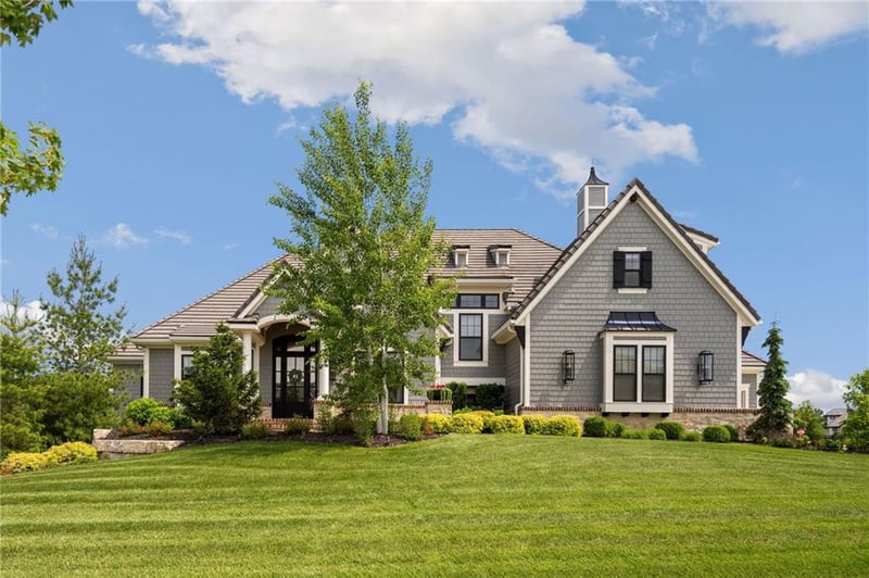 16913 Bond St, Overland Park, KS 66221