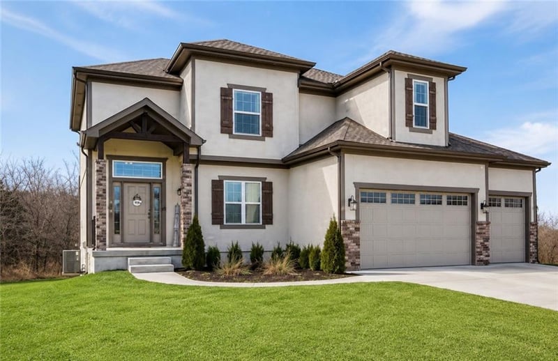 308 Oak St, Lone Jack, MO 64070