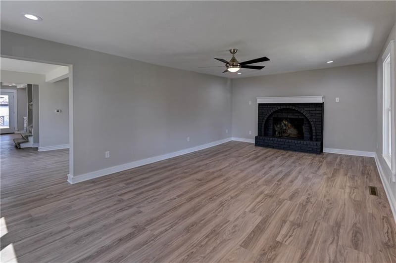 1020 Mccoy St, Independence, MO 64050